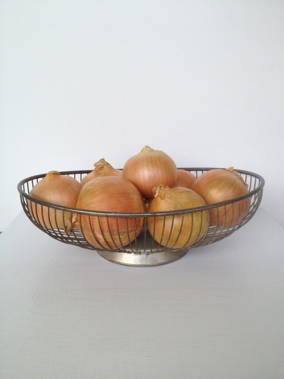 Vintage Silver Plated Oval Wire Basket