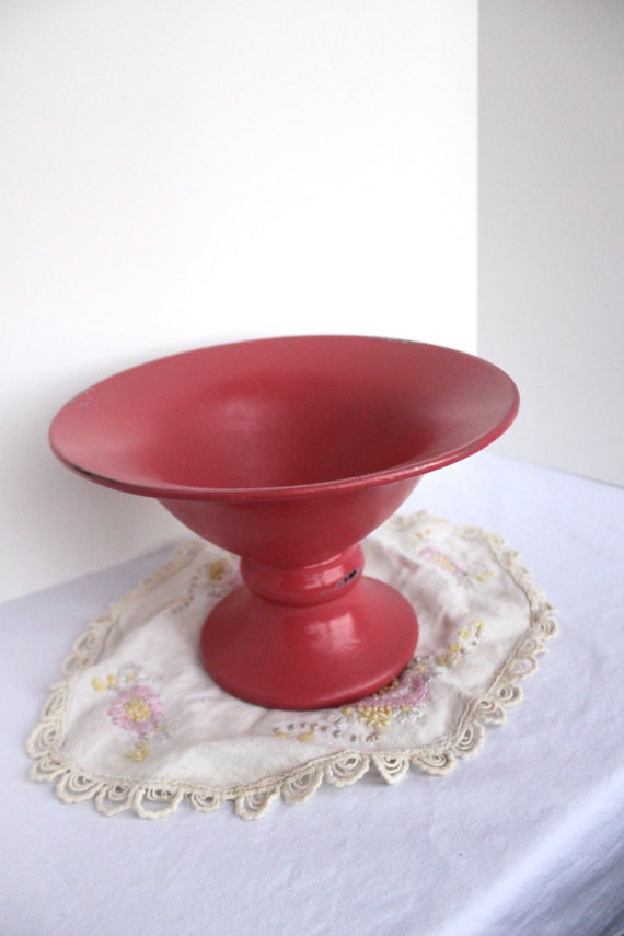 pedestal bowl pink fruit candy dish shabby by onceuponatimefinds pedestal bowl pink fruit candy dish shabby by onceuponatimefinds