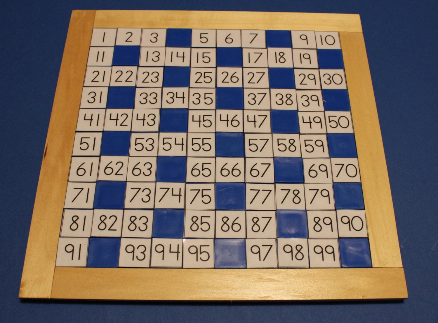 Hundred Board Montessori