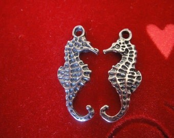 925 sterling silver oxidized seahorse charm 1 pc.