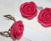 A set of Vintage style ring and earrings with a Rose Resin Cabochons
