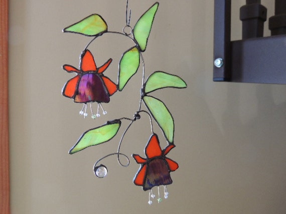 Stained Glass Fuchsia Flower Suncatcher