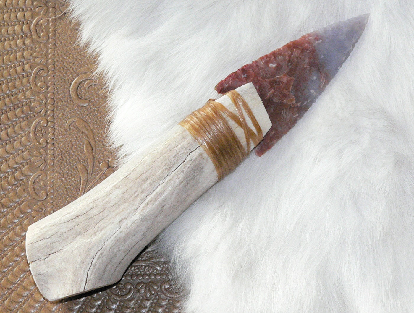 Medium Flint Knapped Agate Stone Blade Arrowhead Knife Antler