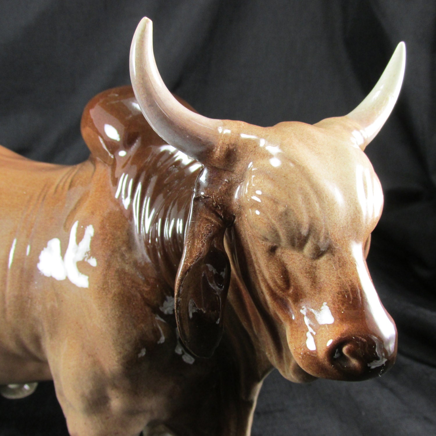 brahman bull figurine