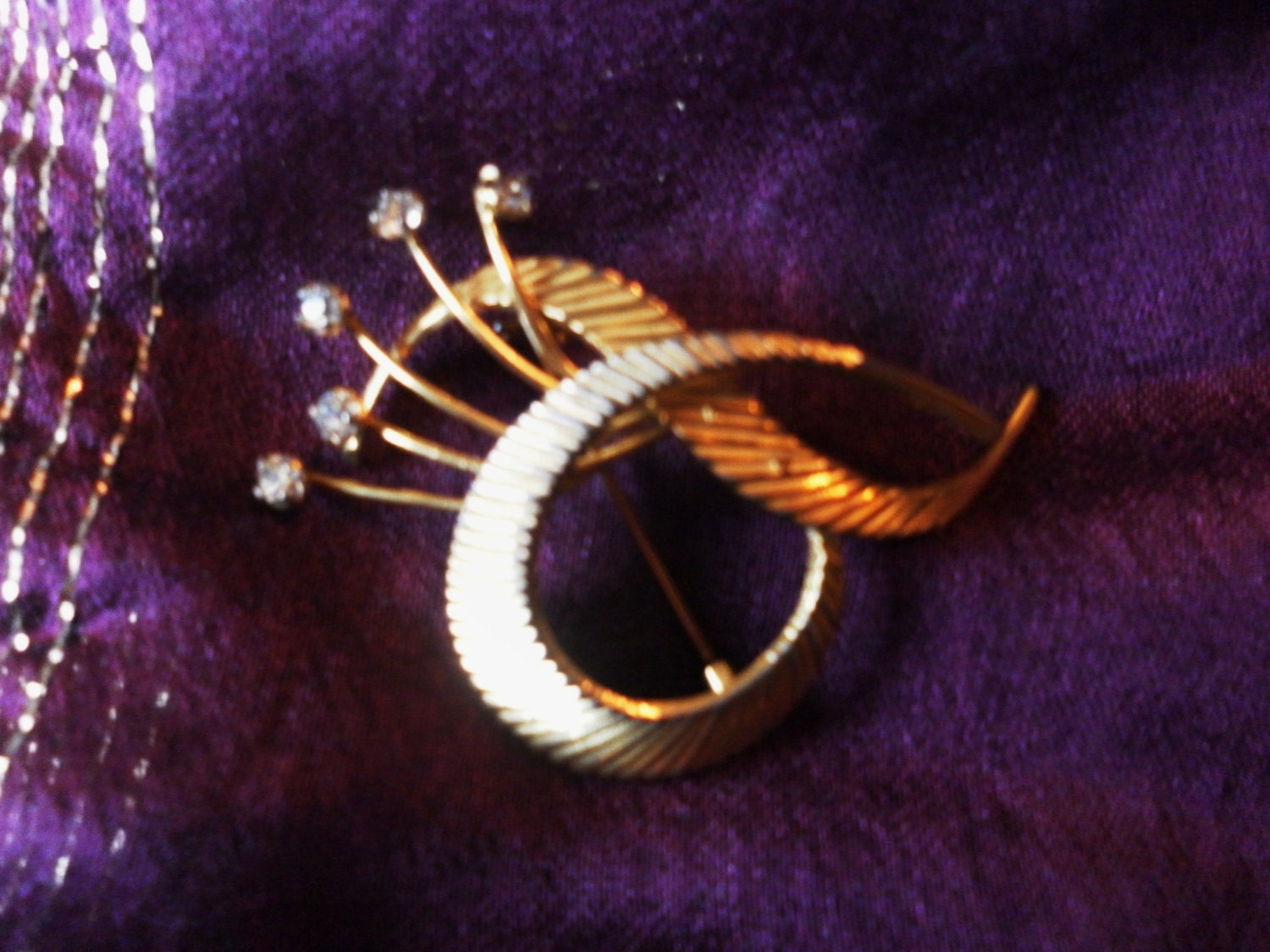 Vintage steampunk goth victorian 1960s gold code diamante brooch