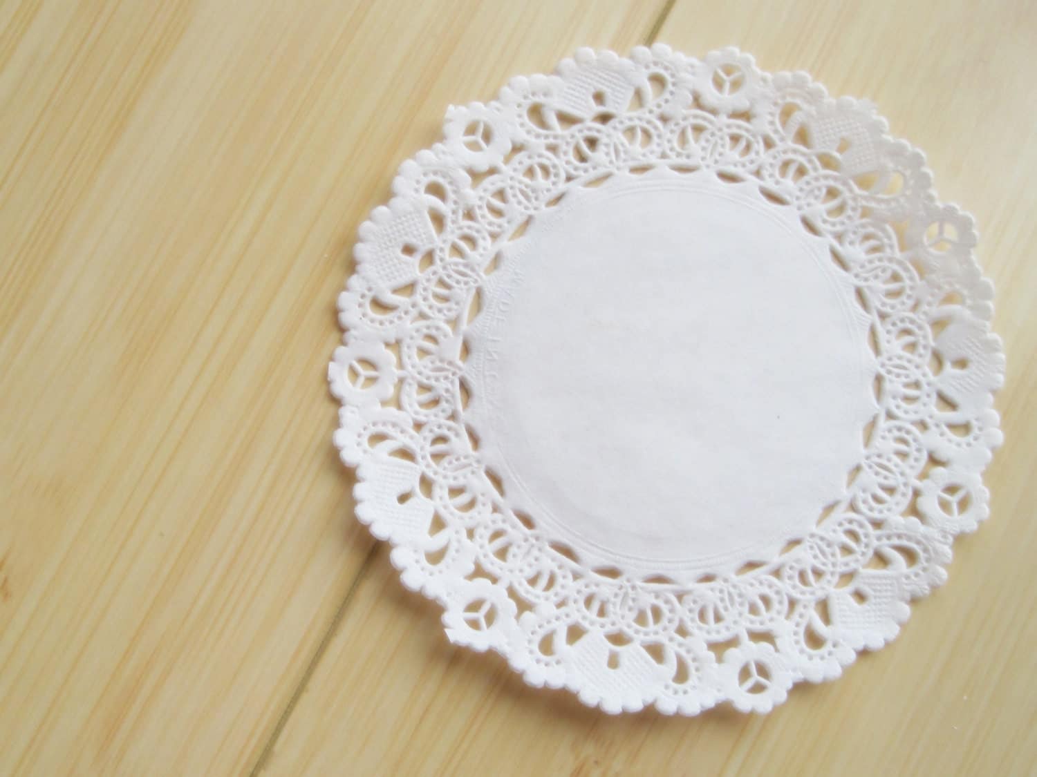 50 White paper lace doily doilies 4 inch size