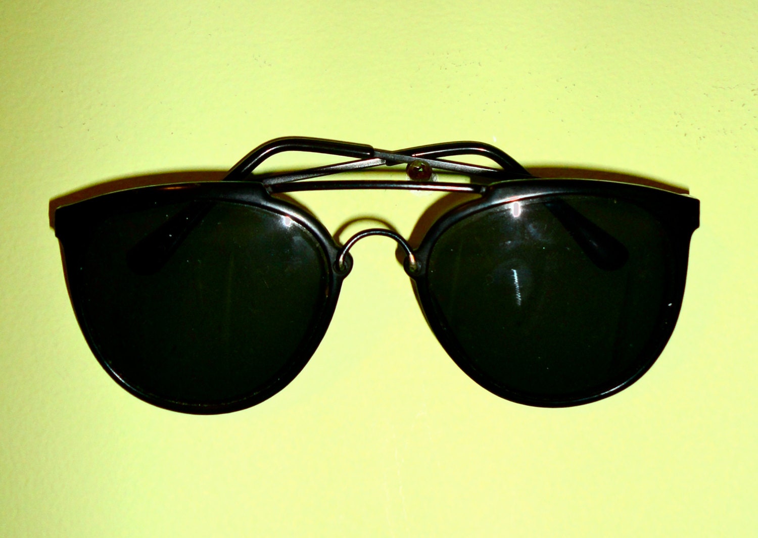 Vintage Foster Grant Sunglasses c. early 1980s