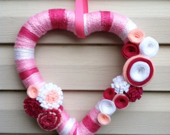 Valentine's Day Heart Wreath - Pink & White Yarn decorated w/ felt flowers. Valentine's Day Wreath - Valentine's Day Decoration