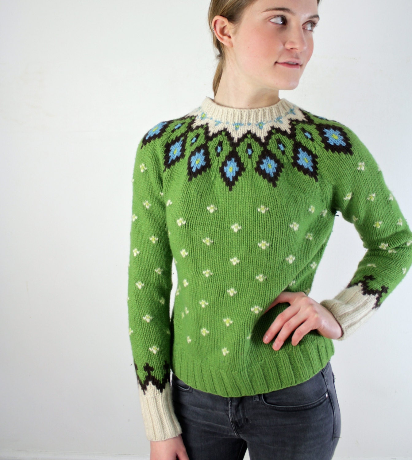 Fair Isle Sweater / Knit Nordic Sweater
