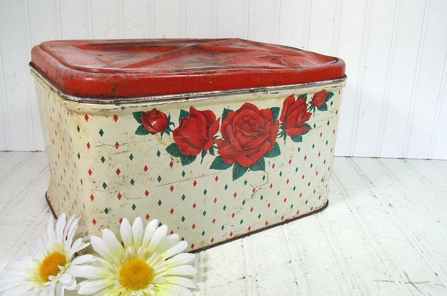 Rustic Metal Red Roses Decorated Bread Box Vintage Chippy