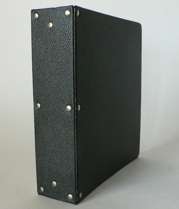 vintage 3 ring binder with exposed hinge from by dizhasneatstuff