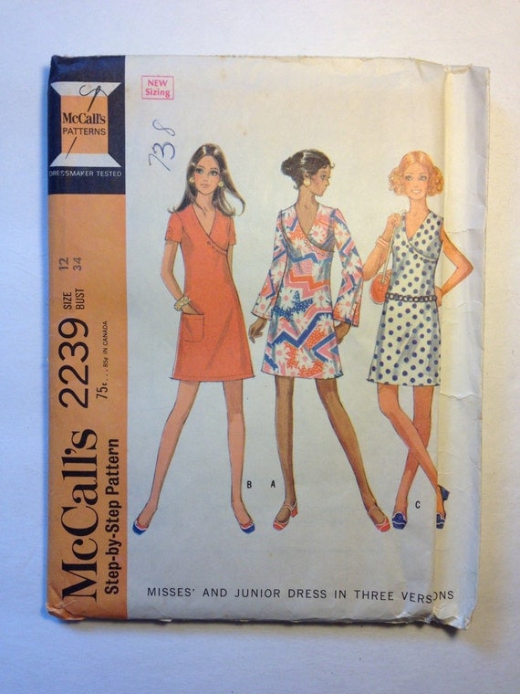 McCalls Sewing Pattern 2239 60s Misses and Juniors Dress in Three Versions Size 12