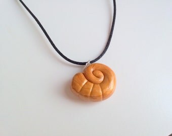 The Little Mermaid Ursula Necklace, Ariel, Princess, Villain, Cosplay, Fancy Dress, Sea, Shell, Polymer Clay, Fimo, Gold, Metallic