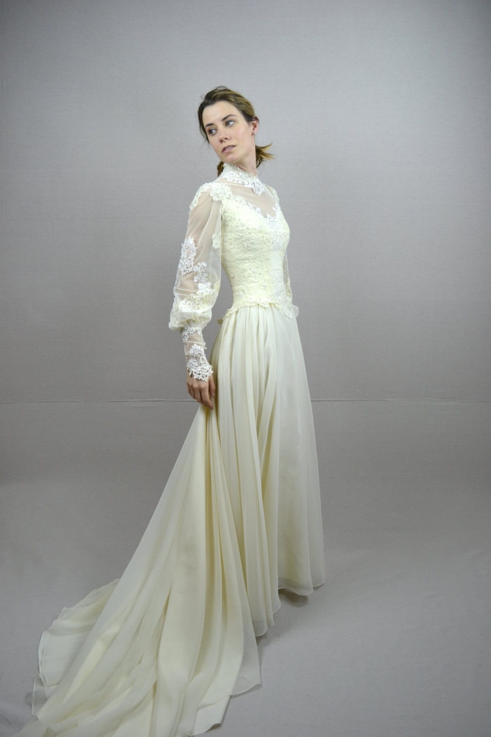 70s wedding dress / 1970s wedding dress / Eveline