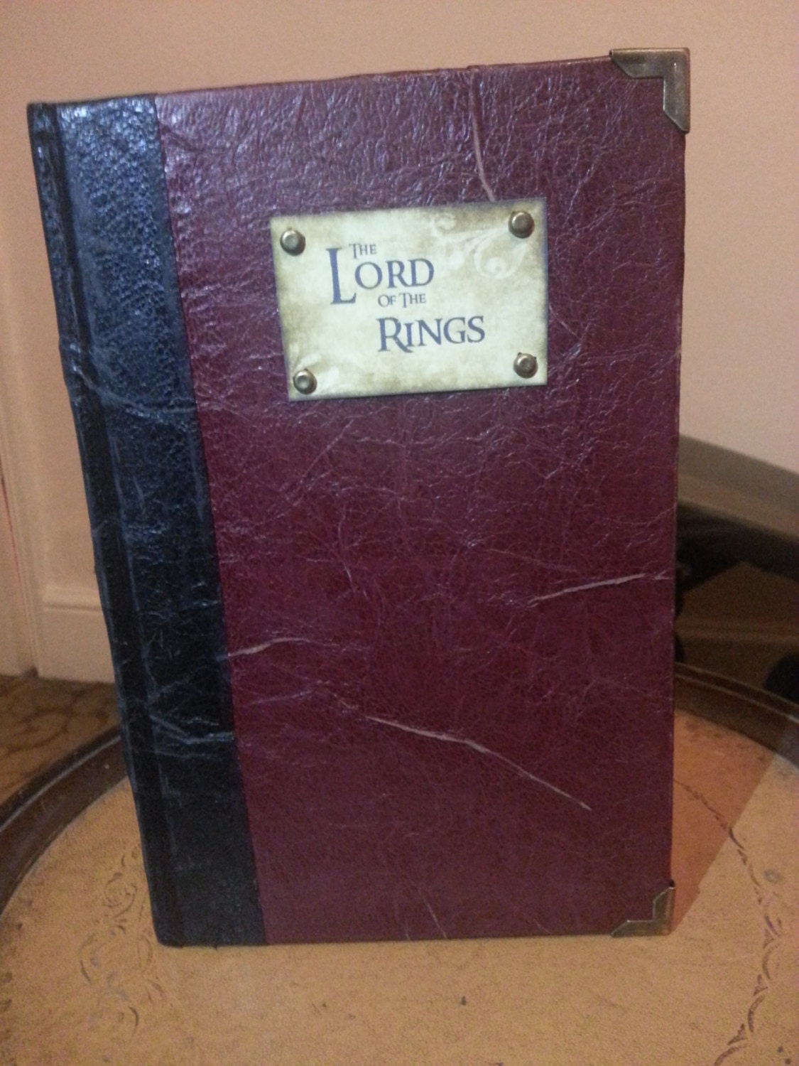le Seigneur des anneaux trillogy livre relié vieux cuir Ed...