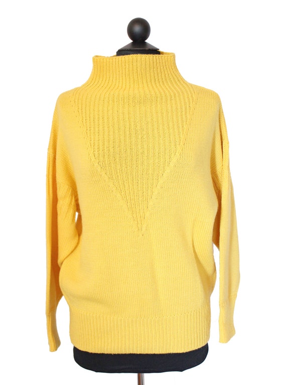 SALE / Vintage Sweater / Lemon Yellow / Wool / Turtleneck