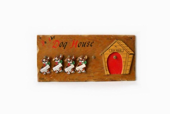 vintage-in-the-dog-house-wall-hanging-wooden-plaque-souvenir