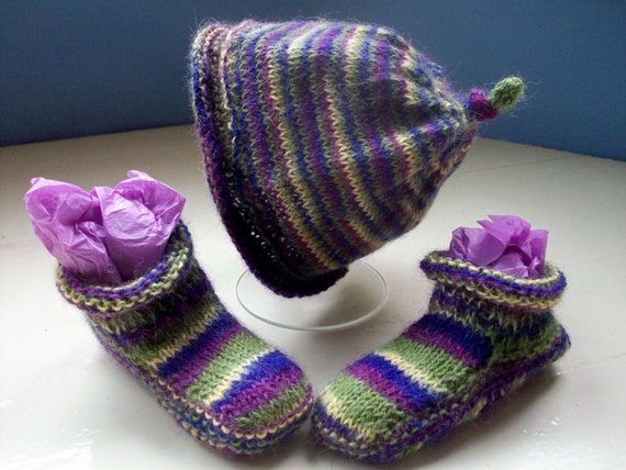 Cool baby set, hat, booties, boy, girl, unique, purple, green