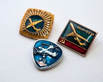 3 Soviet USSR CCCP era Russian flight airplane pins, badges