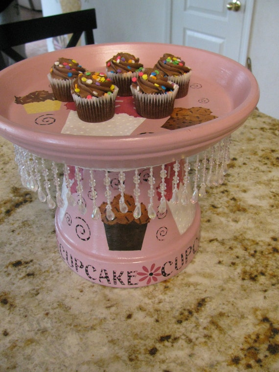 Items similar to Stylish Cupcake Dessert Stand on Etsy