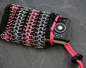 Kettenbeutel Pink-Ice-Schwarz Alu