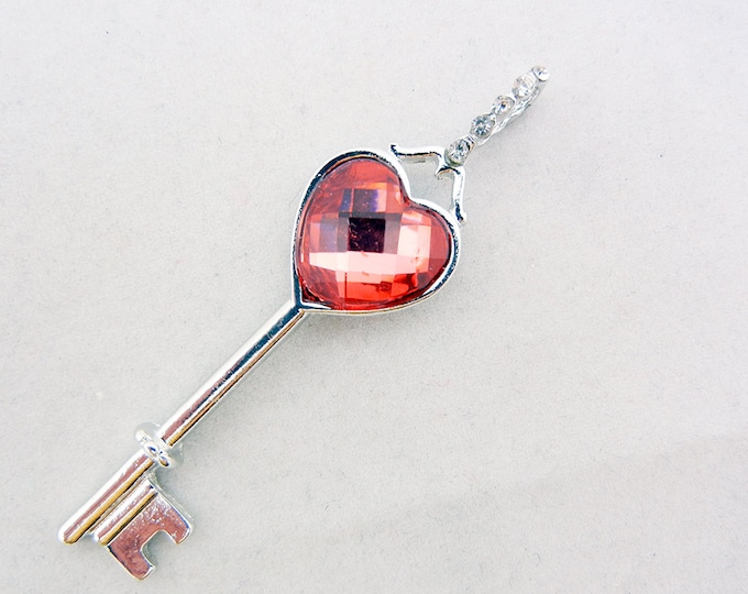 Heart Top Silver-tone Skeleton Key Pendant