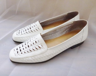 Popular items for woven loafers on Etsy