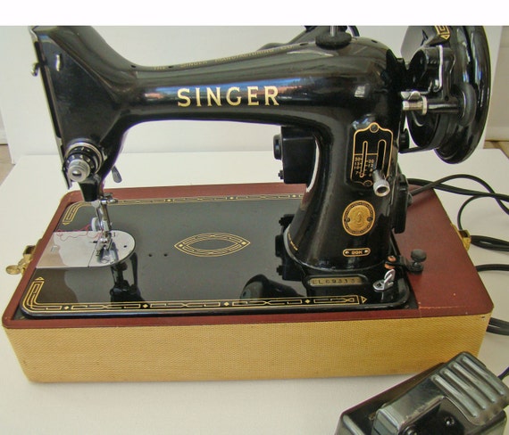 Antique Singer 99K Sewing Machine Pristine Sews Leather