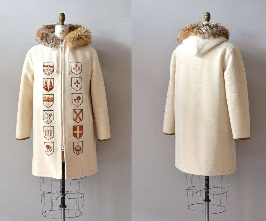 Territorial Emblem coat / vintage Hudson Bay coat / winter