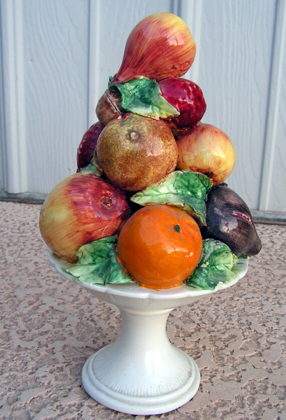 40971 >> Vintage Ceramic Fruit Centerpiece / Pottery Fruit Sculpture 40971 >> Vintage Ceramic Fruit Centerpiece / Pottery Fruit Sculpture