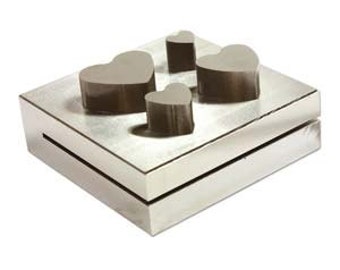 Disc Cutter 11mm to 22mm With Four Punches For Heart Shapes SALE