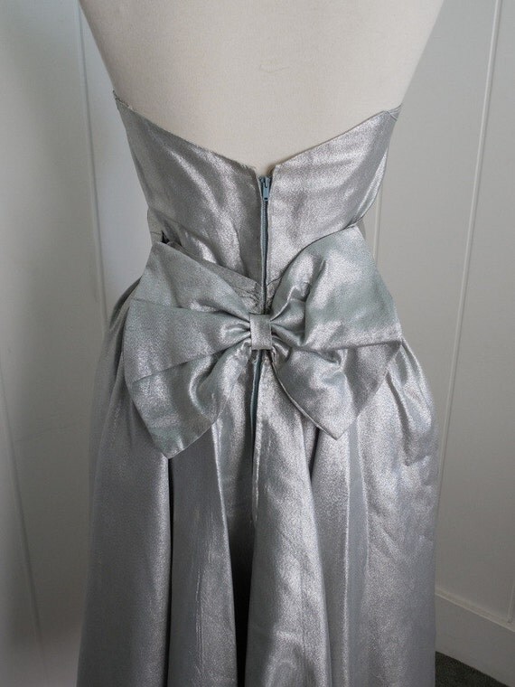 1950s Vintage Metallic Silver Lame Party Dress with Sweetheart