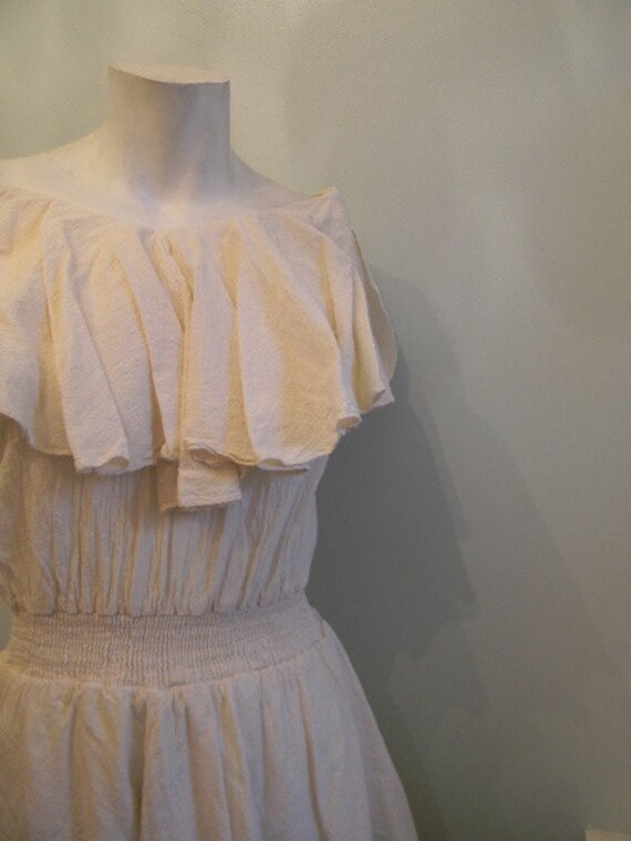 vintage. 70s Cream Gauze Cotton Dress // M L
