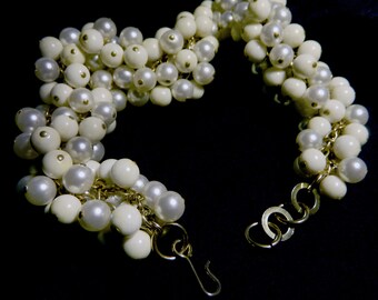 PEARLS AND BEADS vintage necklace, 60's