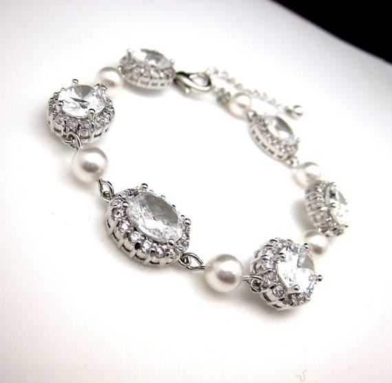 Wedding jewelry wedding bracelet bridal bracelet wedding bracelets bridal jewelry Clear white oval cubic zirconia with white pearl