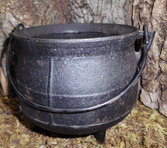 Vintage Cast Iron Cauldron by Canada Pot by WayOfTheCauldron