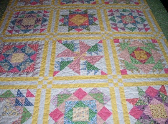 FREE SHIPPINGSampler Quilt in 1930 Reproduction Feedsacks