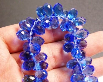 Faceted teardrop crystal briolette beads - 24 pcs - 13mm by 8mm - top sideways drill - blue