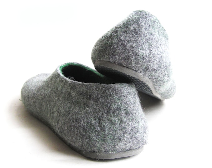 Green Gray Mens Slippers - Felted Wool Slippers - Christmas in July - Minimalist Shoes - House Shoes - Rubber Soles - Fathers Day Gift