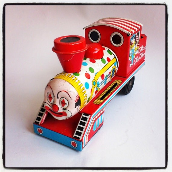 Items similar to little vintage train - tin toy on Etsy