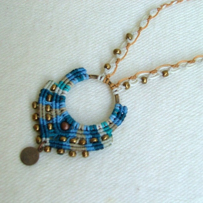 Micro macrame necklace with bronze beads and a dangle in