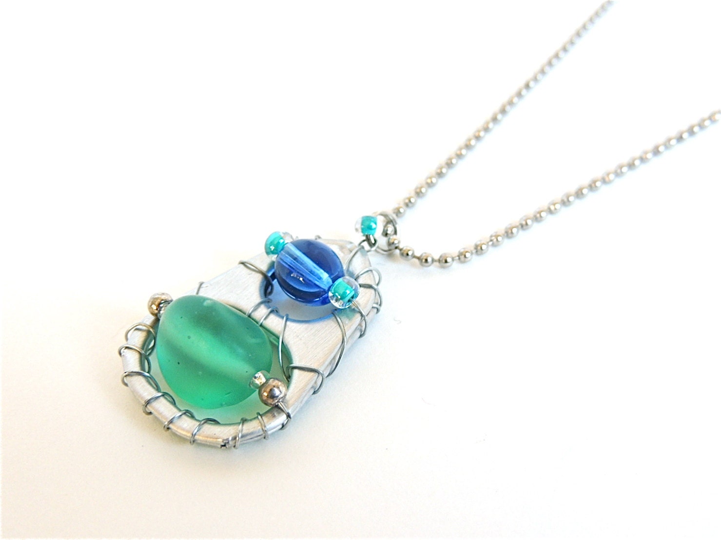 Beaded Pull Tab Pendant Necklace Mexican Riviera cobalt