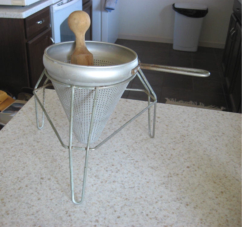 Vintage Applesauce strainer standwood masher