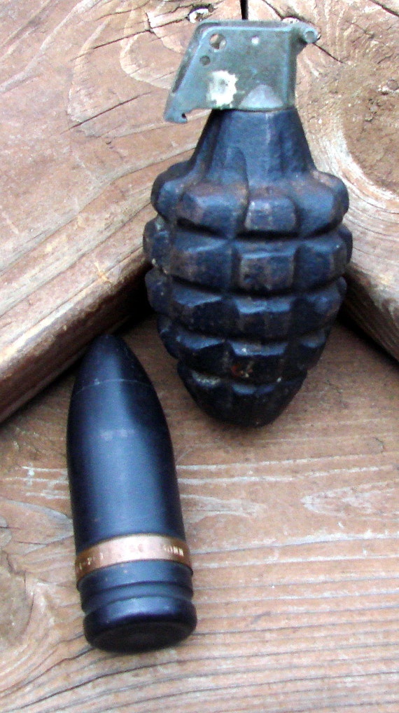 WWII RFX Dummy Grenade and 30MM Round Great for Lamps and