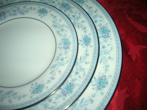 Vintage Noritake Blue Hill Fine China One Piece Place