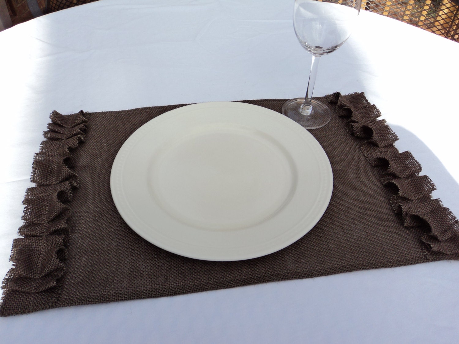 Burlap Placemats with Ruffles by theruffleddaisy on Etsy