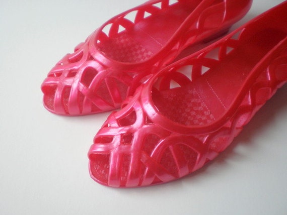 Vintage Jelly Shoes Sandals Flats / Pink Magenta Peep Toe