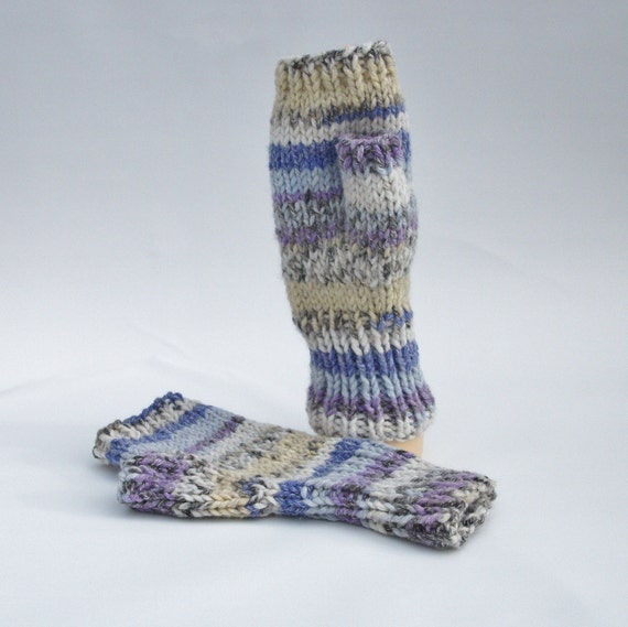 Ladies fingerless mittens purple blue grey cream mix yarn.