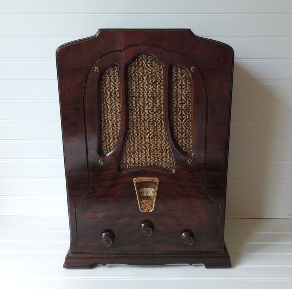 RESERVED for Tim RCA Victor radio cabinet / 1930s