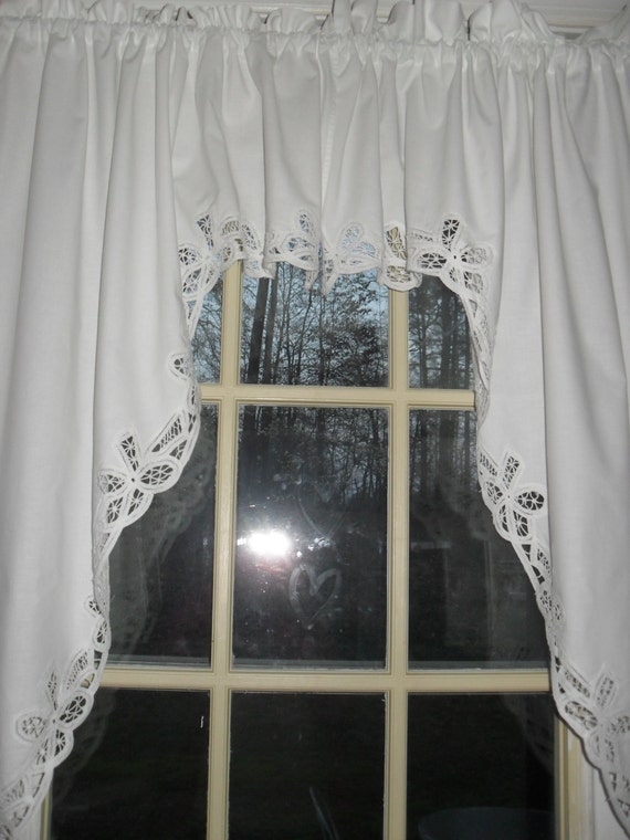 ON SALE White Shabby Battenburg Lace Swag by chictreasures